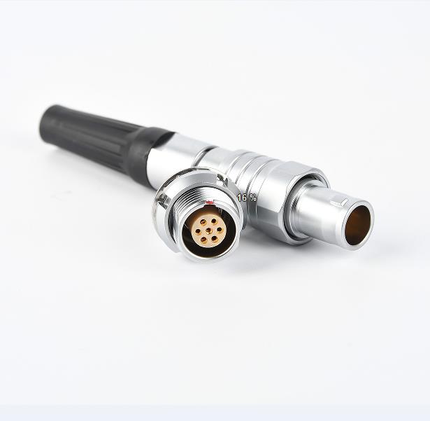 1688443236207375.jpg 螺紋鎖緊防水連接器公母對(duì)接ip68多芯防水航空插頭插座M12M15M18.jpg