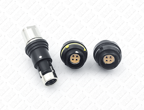 如何避免插拔自鎖連接器的電磁干擾？