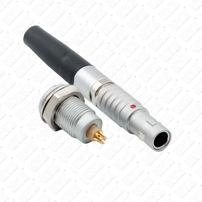 推拉自鎖式航空插頭的核心結構由哪些部分組成？